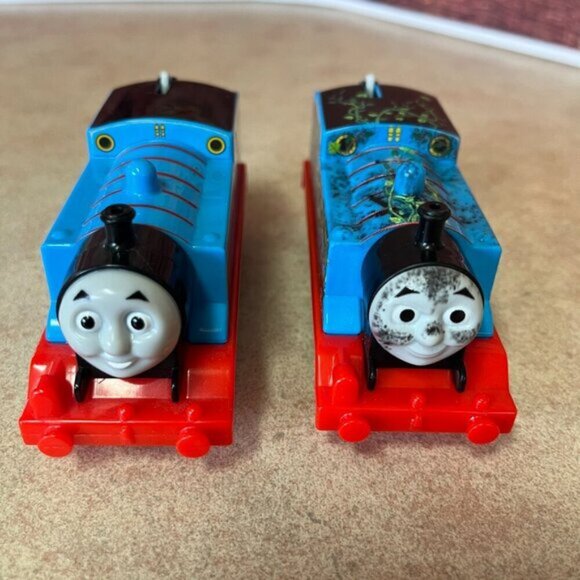 Thomas & Friends Adventure Pack DVD Season, Stickers & Trains - Picture 7 of 13